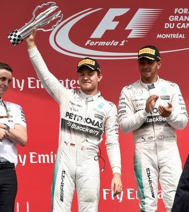ROSBERG Nico F1 Team Mercedes AMG bei der Siegeehrung mit HAMILTON Lewis FIA Grosser Preis von Kanada 2015 in Montreal am 07. Juni 2015 in Montreal 