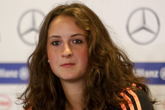 Sara Däbritz ( Sara Daebritz , Deutschland), Porträt, Portrait, Fussball, FIFA Frauen-WM 2015, Pressekonferenz, xozx