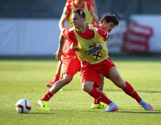 SOCCER - UEFA EURO EM Europameisterschaft Fussball 2016 quali, RUS vs AUT, preview VIENNA,AUSTRIA,08.JUN.15 - SOCCER - UEFA European Championship EM Europameisterschaft 2016, European Qualifiers, OEFB international match Länderspiel Russia vs Austria, preview, training of team AUT. Image shows Marko Arnautovic and Gyoergy Garics (AUT). GEPAxpictures xChristianxOrt