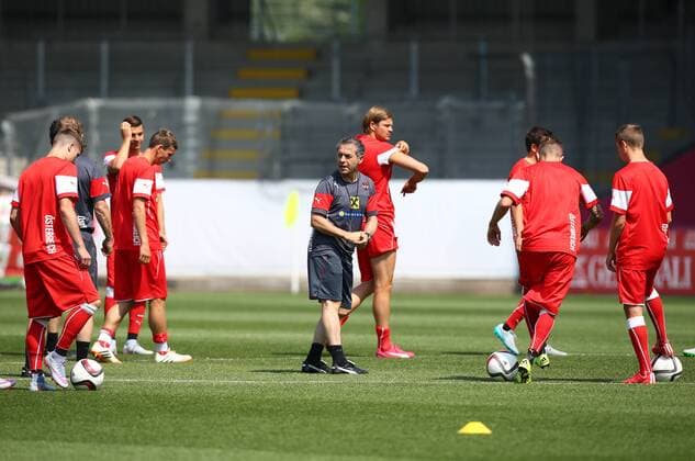 SOCCER - UEFA EURO EM Europameisterschaft Fussball 2016 quali, RUS vs AUT, preview VIENNA,AUSTRIA,09.JUN.15 - SOCCER - UEFA European Championship EM Europameisterschaft 2016, European Qualifiers, OEFB international match Länderspiel Russia vs Austria, preview, training of team AUT. Image shows head coach Marcel Koller (AUT). GEPAxpictures xChristianxOrt