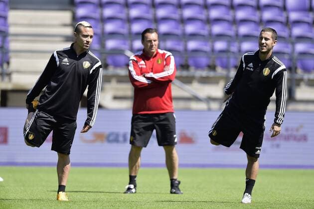 Nainggolan Radja _ Wilmots Marc ( Coach ) - Hazard Eden FOOTBALL : Entrainement Belgique - Bruxelles - 09 06 2015 PhotoNews Panoramic 