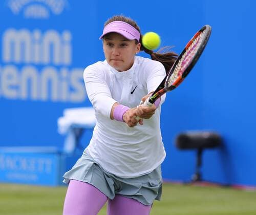 TENNIS - WTA Tennis Damen Aegon Open 2015 NOTTINGHAM,ENGLAND,10.JUN.15 - TENNIS - WTA Tour, Aegon Open. Image shows Lauren Davis (USA). GEPAxpictures xAlanxGrieves