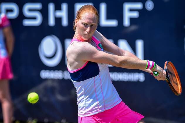 - ROSMALEN, NETHERLANDS: Belgian Alison Van Uytvanck pictured in action during a second round game between Belgian Alison Van Uytvanck and Swiss Belinda Bencic during the Topshelf Open WTA Tennis Damen tennis tournament in Rosmalen, the Netherlands, Thursday 11 June 2015. LUCxCLAESSEN  x04640565x