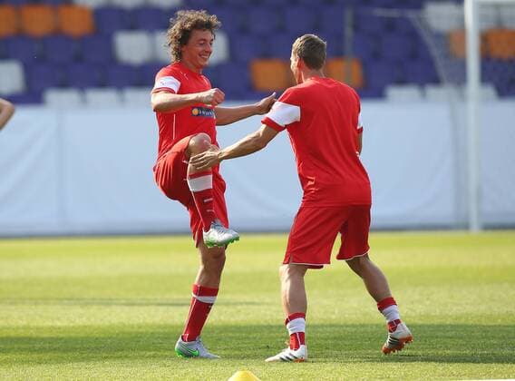 Aktuell Fußball, Training Nationalteam Österreich SOCCER - UEFA EURO EM Europameisterschaft Fussball 2016 quali, RUS vs AUT, preview VIENNA,AUSTRIA,11.JUN.15 - SOCCER - UEFA European Championship EM Europameisterschaft 2016, European Qualifiers, OEFB international match Länderspiel Russia vs Austria, preview, training of team AUT. Image shows Julian Baumgartlinger and Florian Klein (AUT). GEPAxpictures xChristianxOrt