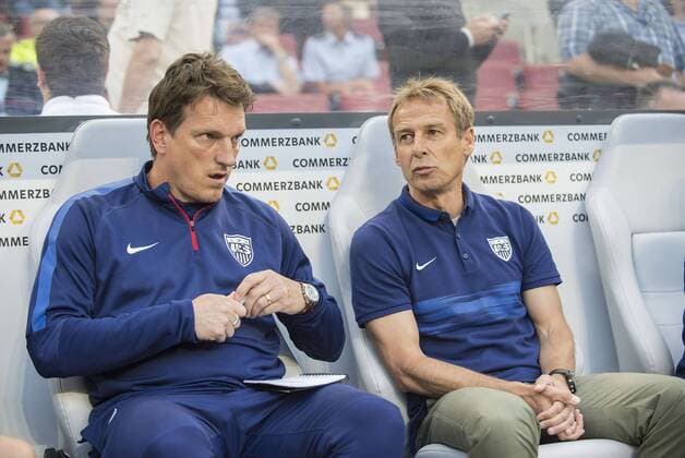 Trainer Juergen KLINSMANN (Jürgen) (USA) mit CO-Trainer Andreas HERZOG l. Fussball Freundschafts-Laenderspiel, Deutschland (GER) - USA 1:2, am 10.06.2015 in Koeln Deutschland.