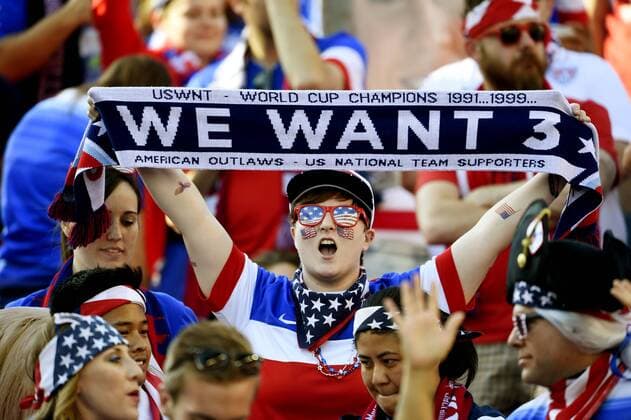 Aktuell Fußball, Damen WM in Kanada, USA - Schweden June 12, 2015 - Winnipeg - 150612 Fans WM - USA - SWE - ..Foto: CarlSandin BILDBYRAN kod CS 57685 News - June 12, 2015  - ZUMAb138