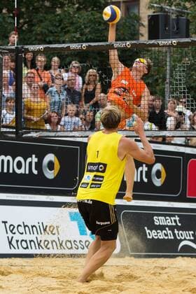 14.06.2015, xfrx, Beachvolleyball, smart beach cup Jena, v.l. David Poniewaz (KMTV Eagles Kiel),Philipp Arne Bergmann (TC Hammeln)