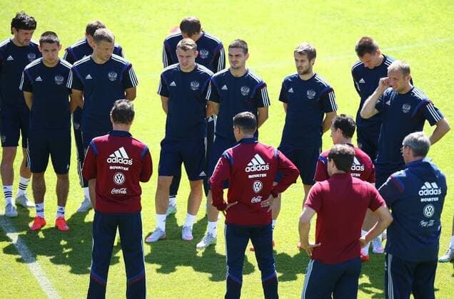 Aktuell Fußball, Training Nationalmannschaft Russland in Moskau SOCCER - UEFA EURO EM Europameisterschaft Fussball 2016 quali, RUS vs AUT, preview MOSCOW,RUSSIA,13.JUN.15 - SOCCER - UEFA European Championship EM Europameisterschaft 2016, European Qualifiers, international match Länderspiel Russia vs Austria, preview, training of team RUS. Image shows head coach Fabio Capello (RUS). GEPAxpictures xChristianxOrt