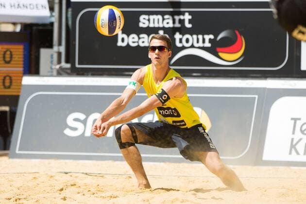 14.06.2015, xfrx, Beachvolleyball, smart beach cup Jena, v.l. Paul Becker (TG Ruesselsheim)