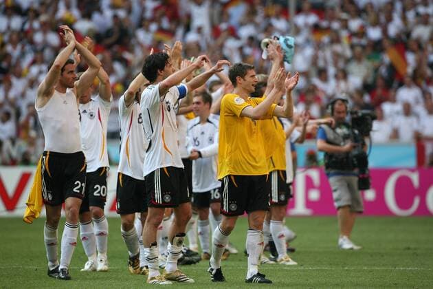 Fußball, WM 2006, München, Achtelfinale, Deutschland DFB - Schweden Schlussjubel mit Michael Ballack