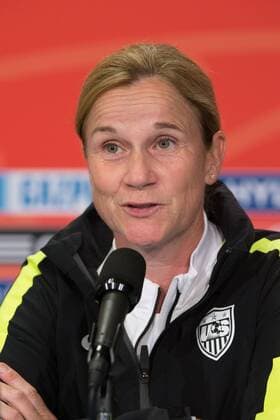 June 15, 2015: Jill ELLIS coach of the USA team speaks at a press conference PK Pressekonferenz prior to a Group D match at the FIFA Women s World Cup Canada 2015 between Nigeria and the USA at BC Place Stadium on June 2015 in Vancouver, Canada. Sydney Low Cal Media. Soccer 2015: FIFA Women s World Cup JUNE 15 - ZUMAc04_