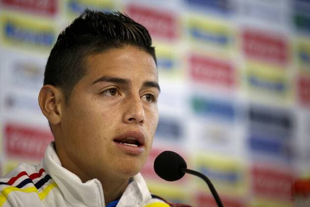 (150616) -- SANTIAGO, June, 2015 -- James Rodriguez of Colombia s national soccer team takes part in a press conference PK Pressekonferenz in Santiago, Chile, on June 15, 2015. Mauricio Alvarado ) (da) MANDATORY CREDIT NO SALES-NO ARCHIVE DITORIAL USE ONLY COLOMBIA OUT (SP)CHILE-SANTIAGO-COPA AMERICA-COLOMBIA COLPRENSA 