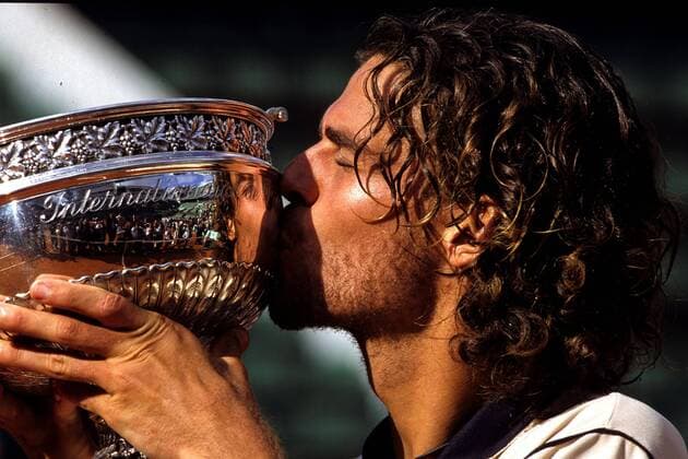 GUSTAVO KUERTEN - ROLAND GARROS 2000 TENNIS : Roland Garros - Archives - Aufnahmedatum geschätzt TENNISMAG PANORAMIC 