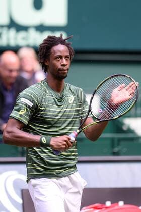 Tennis Gerry Weber Open 2015 am 16.06.2015 im Gerry Weber Stadion in Halle ( Westfalen ) Gael Monfils ( FRA ) nach seinem Sieg