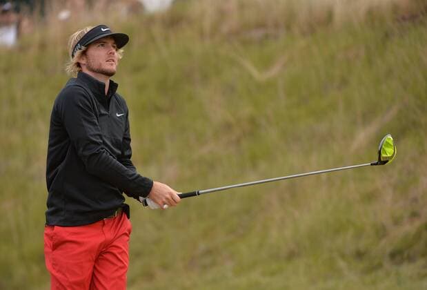 Aktuell Golf, US Open, Training Russell Henley watches his drive off of the 6th tee box during a practice round prior to the start of the 115th U.S. Open Championship at Chambers Bay on June 16, 2015 in University Place, Washington.  SEA20150616320 KEVINxDIETSCH