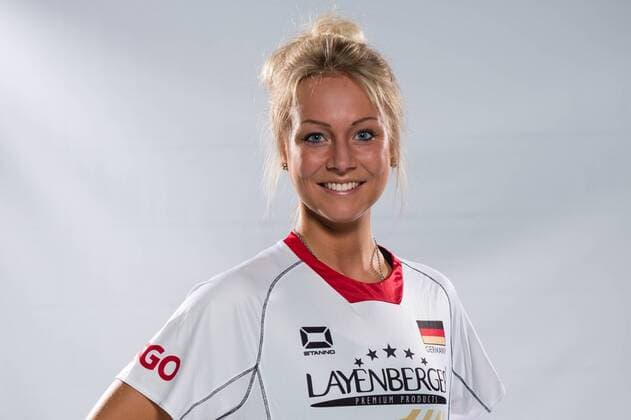 04.06.2015, Bundesleistungszentrum, Kienbaum Volleyball, Fotoshooting Nationalmannschaft Frauen Saskia Hippe ( 13 GER)