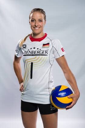 04.06.2015, Bundesleistungszentrum, Kienbaum Volleyball, Fotoshooting Nationalmannschaft Frauen Lenka Dürr Duerr ( 1 GER)