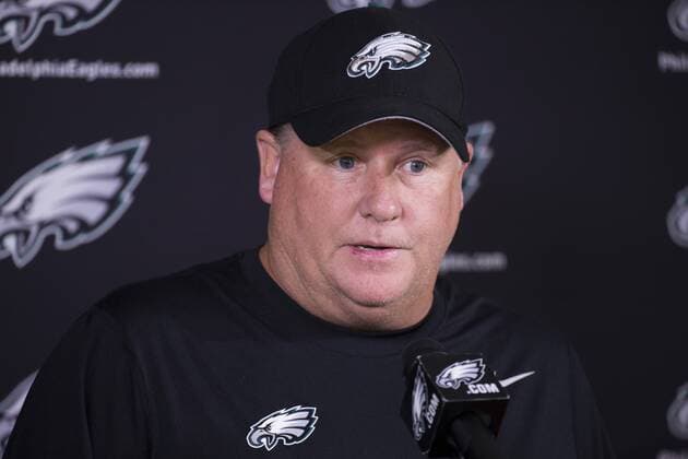 June 17, 2015: Philadelphia Eagles head coach Chip Kelly takes questions from the media during minicamp at the NovaCare Complex in Philadelphia, Pennsylvania. Christopher Szagola CSM NFL American Football Herren USA 2015: Eagles Minicamp JUN 17 - ZUMAc04_