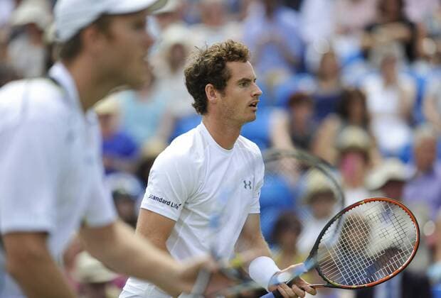 Aktuell Tennis, ATP Turnier im Queen s Club 17 June 2015: Andy Murray (GBR) and Dominic Ingot (GBR) in action during their match against in their MenÕs Doubles Second Round match. TENNIS: JUN 17 Aegon Classic London Icon1506173228 EDITORIAL USE ONLY