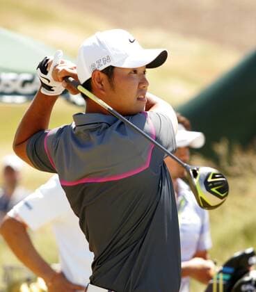 Aktuell Golf, US Open, Training Shunsuke Sonoda watches his shot on the first tee during a practice round prior to the start of the 115th U.S. Open Championship at Chambers Bay on June 17, 2015 in University Place, Washington.  SEA20150617238 JIMxBRYANT
