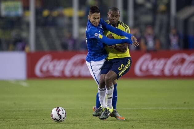 Brazil vs Colombia SANTIAGO, SC - 17 06 2015: BRAZIL X COLOMBIA - Neymar Jr. of Brazil is fouled during the match between Brazil vs Colombia, valid for the second round of the first phase of Group C of the Copa America 2015 held at the Estadio Monumental David Arellano. (Photo: Marcelo Machado de Melo FotoArena)  MarceloxMachadoxdexMelo