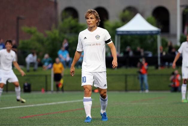 June 17, 2015: Charlotte Independence midfielder Jorge Herrera (10). The Charlotte Independence defeated the New England Revolution MLS Fussball Herren USA 1-0 in a fourth round Lamar Hunt US Open Cup match at Harvard s Soldiers Field Soccer Stadium SOCCER: JUN 17 US Open Cup - Fourth Round - Charlotte Independence at Revolution Icon482150617018 EDITORIAL USE ONLY
