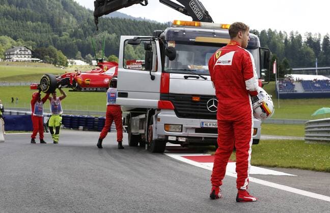 Motorsports: FIA Formula One World Championship WM Weltmeisterschaft 2015, Grand Prix of Austria, 5 Sebastian Vettel (GER, Scuderia Ferrari), xHOCHxZWEIx