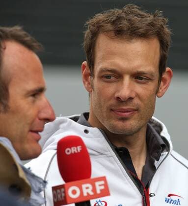Aktuell Motorsport, Formel 1, GP Österreich in Spielberg FORMULA 1 - GP of Austria 2015 SPIELBERG,AUSTRIA,19.JUN.15 - MOTORSPORTS, FORMULA 1 - Grand Prix of Austria, Red Bull Ring, free practice. Image shows Ernst Hausleitner and Alexander Wurz (ORF). Keywords: interview. GEPAxpictures xWolfgangxGrebien