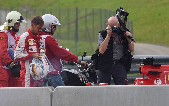 Sebastian Vettel, Scuderia Ferrari, Ausfall Training 1, formula 1 GP, Austria in Spielberg, 19.06.2014 Photo:mspb Jerry Andre Sebastian Vettel, Ausfall, formula 1 GP, Austria