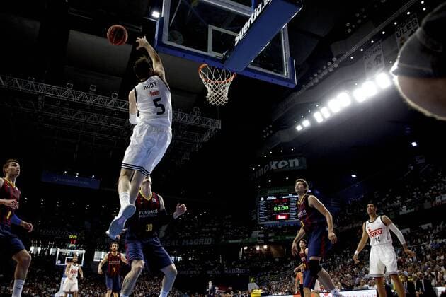 Aktuell Basketball, Spanien, Finale, Real Madrid - FC Barcelona June 19, 2014 - Madrid, Spain - SPAIN, Madrid: Real Madrid s Spanish player Rudy Fernandez during the Liga Endesa Basket 2014 15 finals, first match between Real Madrid and Barcelona, at Palacio de los Deportes in Madrid on June 19, 2015. (Photo by Guillermo Martinez NurPhoto) Spanish Endesa Basket League playoff 2014 15: Real Madrid vs Barcelona  - ZUMAn230