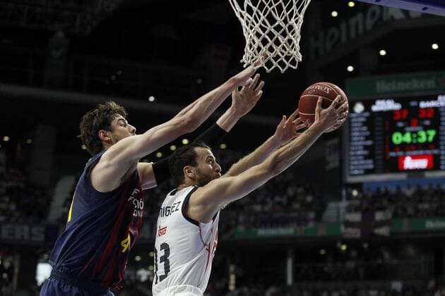 Aktuell Basketball, Spanien, Finale, Real Madrid - FC Barcelona Real Madrid s Sergio Rodriguez during Liga Endesa Final first match at Palacio de los Deportes in Madrid, Spain. June 19, 2015.  (2015061900078)