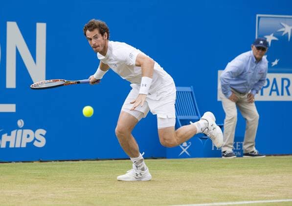 Aktuell Tennis, ATP Turnier im Queen s Club, Halbfinale 20.06.2015. London, England. Queens Aegon Championship Tennis. Andy Murray (GBR) with his eye on the ball during his semifinal match against Viktor Troicki (SRB). xNigelxCookex  ActionPlus11633788