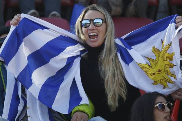 Football , Uruguay v Paraguay Copa America 2015 . Uruguay s fans cheer before the game against Paraguay for group B of the 2015 Copa America at La Serena stadium, Chile. 20 06 2015 Marcelo Hernandez Photosport Uruguay v Paraguay, Copa America 2015. 