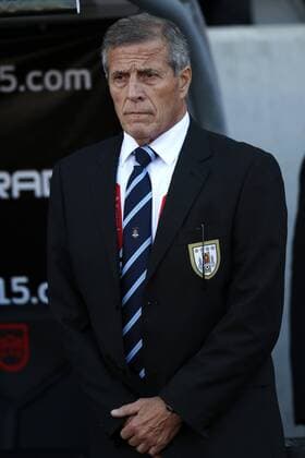 Football , Uruguay v Paraguay. Copa America Championship 2015 . Uruguay s manager, Oscar Washington Tabárez, takes his place prior to the group B football match of the 2015 Copa America against Paraguay at the La Portada stadium in Santiago.. 20 06 2015 Andres Pina Photosport Uruguay v Paraguay, Copa America 2015. 