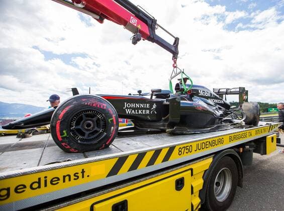 Spielberg 21.06.2015, Red Bull Ring, Spielberg, AUT, FIA, Formel 1, Grosser Preis von Oesterreich, Rennen, im Bild Fernando Alonso, (ESP, McLaren Honda) during the Race of the Austrian Formula One Grand Prix at the Red Bull Ring in Spielberg, Austria, 2015 06 21,  EP_ang  