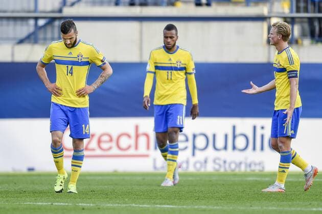 June 21, 2015 - Olomouc - 150621 SWE Mikael Ishak , Isaac Kiese Thelin - Oscar Hiljemark Englands - -- U21 U 21 EM - SWE - England JohannaLundberg BILDBYRAN kod JL 135403 News - June 21, 2015  - ZUMAb138