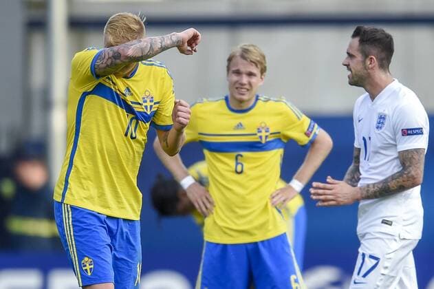 June 21, 2015 - Olomouc - 150621 SWE John Guidetti - Oscar Lewicki deppar -- U21 U 21 EM - SWE - England JohannaLundberg BILDBYRAN kod JL 135403 News - June 21, 2015  - ZUMAb138