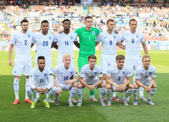 England s team group Mannschaftsbild Totale Sweden v England - UEFA Under 21 s - Andruv Stadium - Czech Republic - 21st June 2015 - Picture David Klein Sportimage EDITORIAL USE ONLY. No use with unauthorised audio, video, data, fixture lists, club league logos or live services. Online in-match use limited to 120 images, no video emulation. No use in betting, games or single club league player publications.