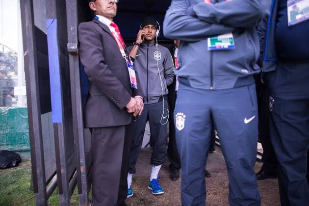 Brazil vs Venezuela SANTIAGO, CHILE - 06 21 2015: BRAZIL X VENEZUELA - Neymar Jr. of Brazil is seen at the exit of the tunnel with access to the field before the match between Brazil vs Venezuela, valid for the third round of the first phase of Group C of the Copa America 2015 , held at the Estadio Monumental David Arellano. (Photo: Marcelo Machado de Melo FotoArena)  MarceloxMachadoxdexMelo