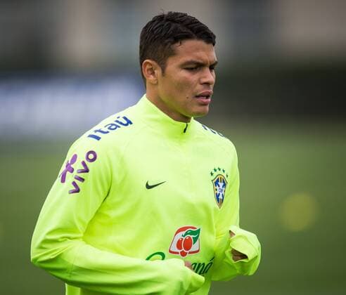 Training the Brazilian team SANTIAGO, CHILE - 06 23 2015: TRAINING OF BRAZILIAN SELECTION - Thiago Silva during training the Brazilian team for the match between Brazil vs Paraguay, the quarterfinals of the Copa America 2015, held at the Training Center of the Universidad de Chile. (Photo: Marcelo Machado de Melo FotoArena)  MarceloxMachadoxdexMelo