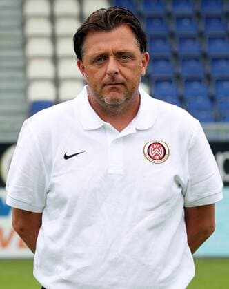 24.06.2015, xxxx, Fussball 3.Liga, SV Wehen Wiesbaden Fototermin, Porträttermin 2015 2016 Zeugwart Torsten Conradi (SV Wehen Wiesbaden) Portrait