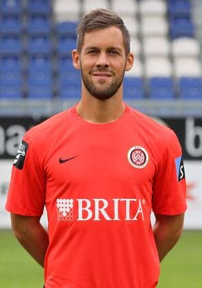 24.06.2015, xxxx, Fussball 3.Liga, SV Wehen Wiesbaden Fototermin, Porträttermin 2015 2016 Neuzugang Patrick Mayer (SV Wehen Wiesbaden) Portrait