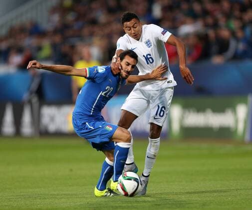 England s Jesse Lingard tussles with Italy s Davide Zappacosta England v Italy- UEFA Under 21 s - Ander Stadium - Czech Republic - 24th June 2015 - Picture David Klein Sportimage EDITORIAL USE ONLY. No use with unauthorised audio, video, data, fixture lists, club league logos or live services. Online in-match use limited to 120 images, no video emulation. No use in betting, games or single club league player publications.