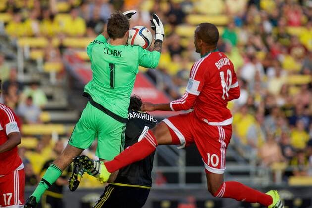June 24, 2015 - Columbus, Ohio, U.S - Columbus Crew SC goalkeeper Steve Clark (1) grabs a corner kick before New England Revolution forward Teal Bunbury (10) can get to it in the first half in the match between New England Revolution and Columbus Crew SC at Mapfre Stadium, Columbus, Ohio. MLS Fussball Herren USA 2015 - June 24 - New England at Columbus - ZUMAs304