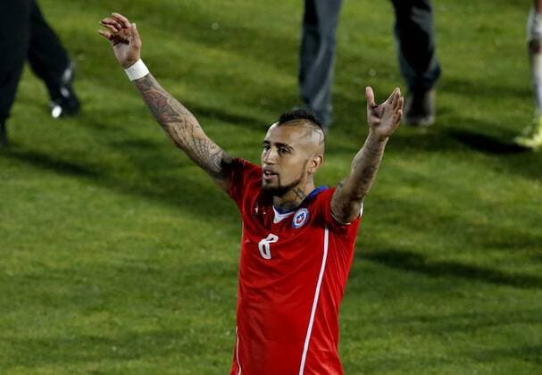 Chile v Uruguay. Copa America 2015 . Chile s players leave the pitch after winning over Uruguay in a Copa America 2015 football match held at the Nacional stadium in Santiago, Chile. 24 06 2015 Martin Thomas Photosport Chile v Uruguay, Copa America 2015. 