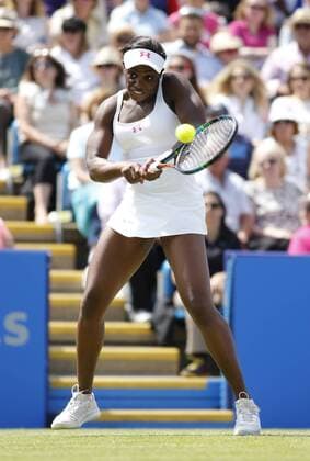 Aktuell Tennis, WTA Turnier in Eastbourne 26.06.2015 Eastbourne, England. Aegon International Tennis Championships Eastbourne. Sloane Stephens (USA) in action against Agnieszka Roadwanska (POL) in Women s single Semifinals at Devonshire park. x  ActionPlus11635212