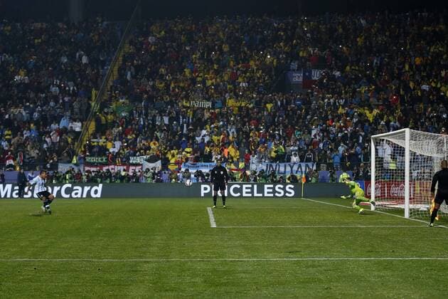 Football , Argentina v Colombia. Copa America Championship 2015 . Argentina s player Carlos Tevez, left, scores the definitive penalty against Colombia during the 2015 Copa America football championship quarterfinal match at the Sausalito stadium in Vina del Mar, Chile. 26 06 2015 AndresxPina Photosport Argentina v Colombia, Copa America 2015. 