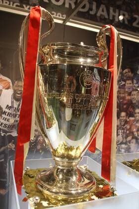 Champions League Pokal im FCB-Museum. Fussball Erlebniswelt in der Allianz Arena FC Bayern München 50 Jahre Bundesliga-Aufstieg 26.06.2015