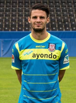 27.06.2015, xfux, Fussball 2.Bundesliga, FSV Frankfurt Fototermin, v.l. Porträttermin 2015 2016 Andre Weis (FSV Frankfurt) Portrait