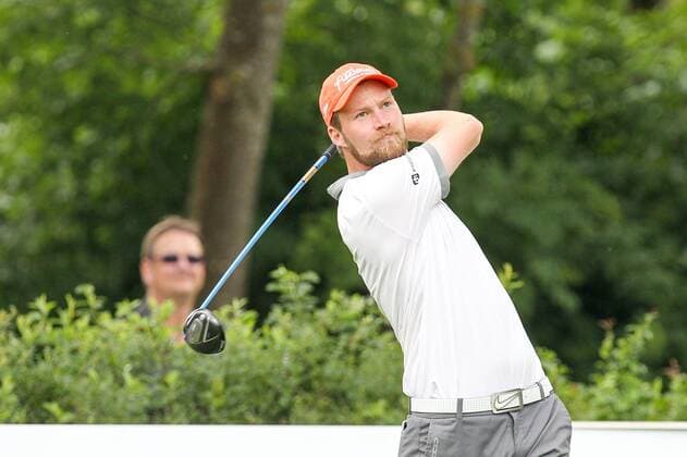 Aktuell Golf, BMW International Open in München Eichenried Moosinning Anton Kirstein (GER) am Abschlag, Tee , BMW International Open 2015, Tag 3, Golf, 27.06.2015 , Copyright: Kolbert Eibner-Pressefoto EP_CKT